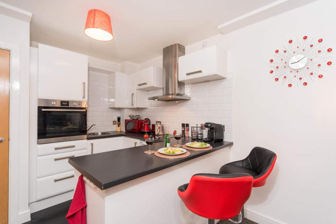 City Centre Posh Parlour Gated Parking 1Bed Wifi Kingston upon Hull Exterior photo