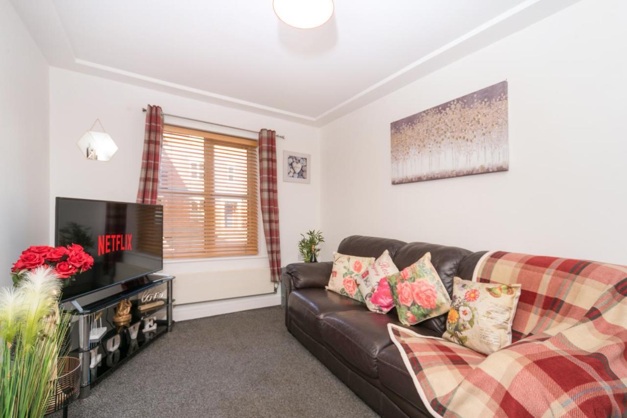 City Centre Posh Parlour Gated Parking 1Bed Wifi Kingston upon Hull Exterior photo