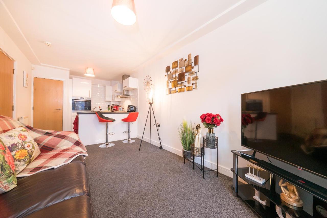City Centre Posh Parlour Gated Parking 1Bed Wifi Kingston upon Hull Exterior photo
